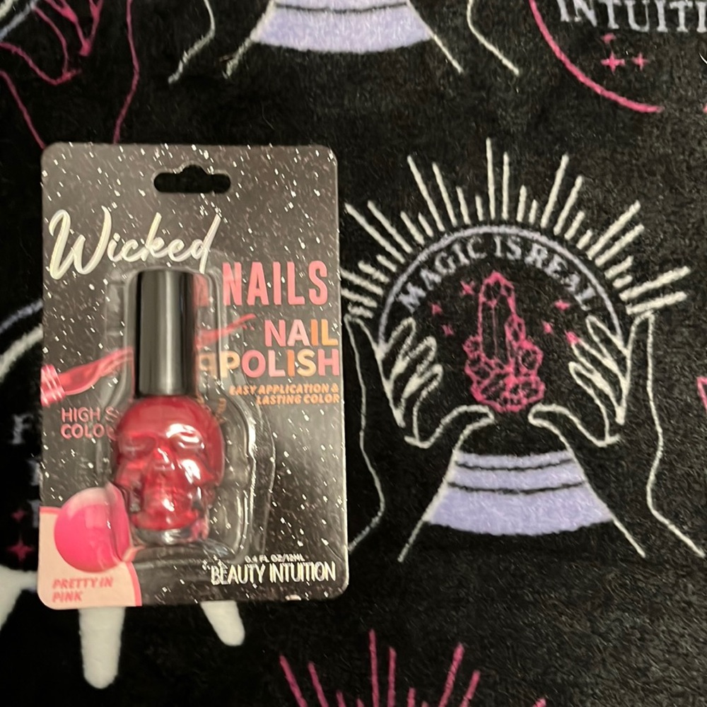 WICKED💀💅 NAILS POLISH👻💀SKULL BOTTLE☠️PRETTY IN PINK 🎃BEAUTY INTUITION🧿🪬